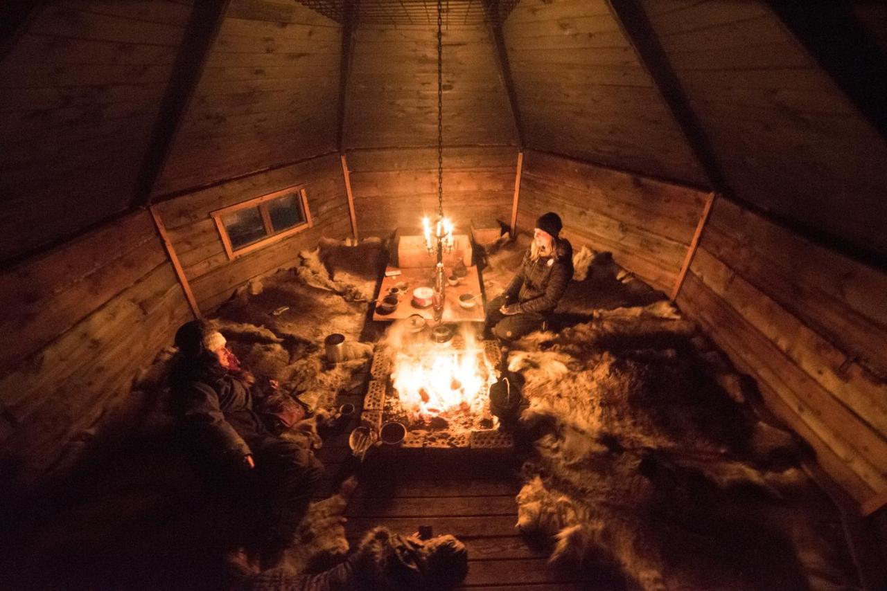 Ofelas Islandshaestar & Guideservice Kiruna Exterior photo